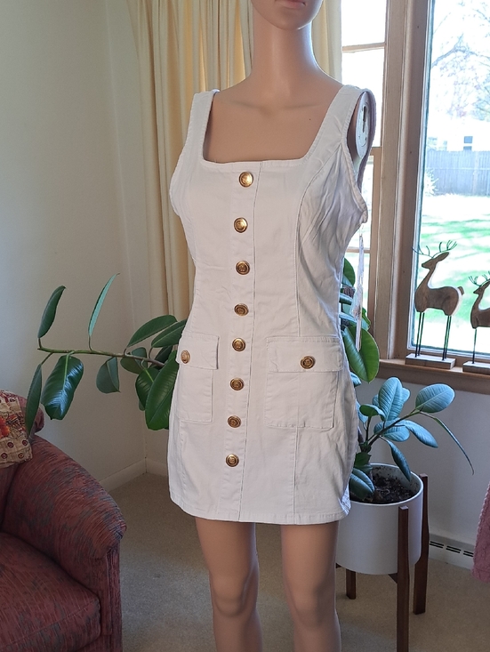 Roma Dresses & Skirts - Roma White Sleeveless Button-Front Mini Dress with Gold Buttons XL( I Say More L
